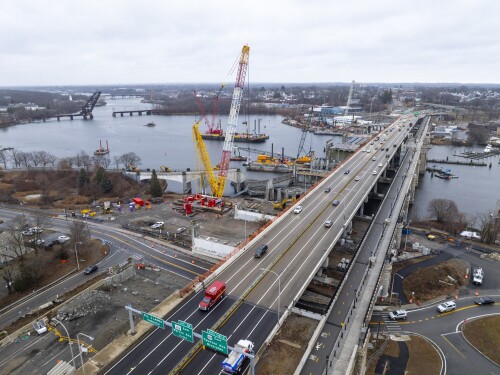 Crews will close the right and center lanes on the section of Interstate 195 spanning the Seekonk River Tuesday, Wednesday and Thursday from 9 p.m. to 5 p.m. Lanes will again be closed Sunday Feb. 23, through Thursday, Feb. 27.